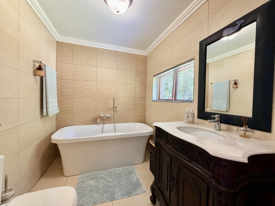 7 Bedroom Property for Sale in Mullersrust Free State